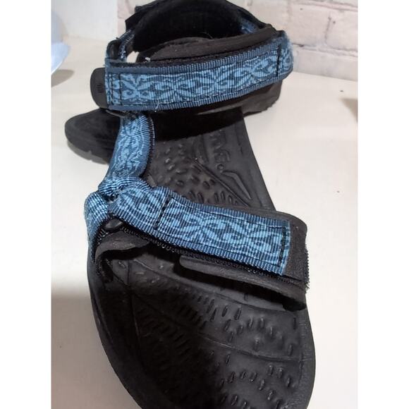 Teva Women's Size 7 Canyon Falls Iban Blue Aztec Strap Sandals 6408B With Box - Picture 9 of 9